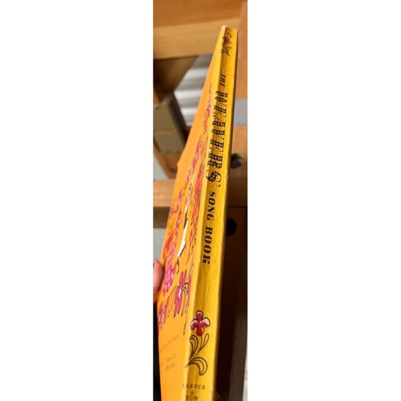 Vintage The Weavers Songbook by Robert De Cormier - Vintage Sheet Music Book - Picture 8 of 8